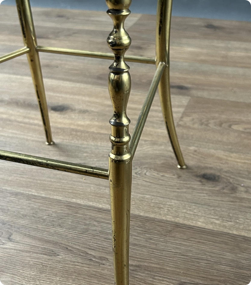 Upcycling Stuhl "mind your own worm"