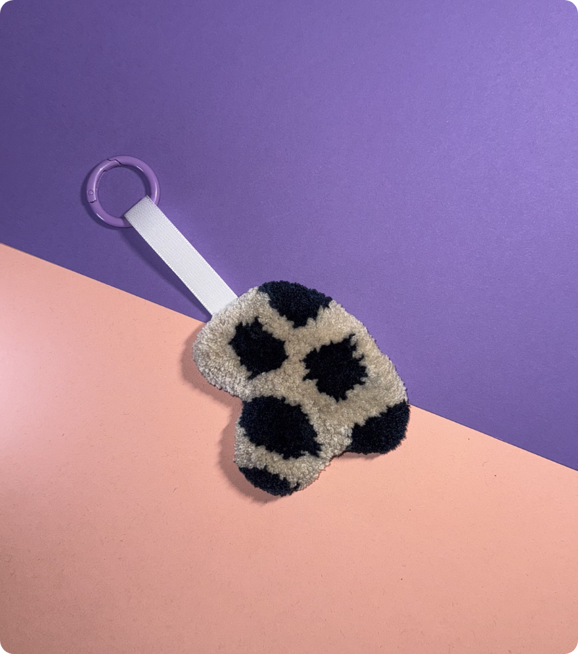 Keychain "Nivra"